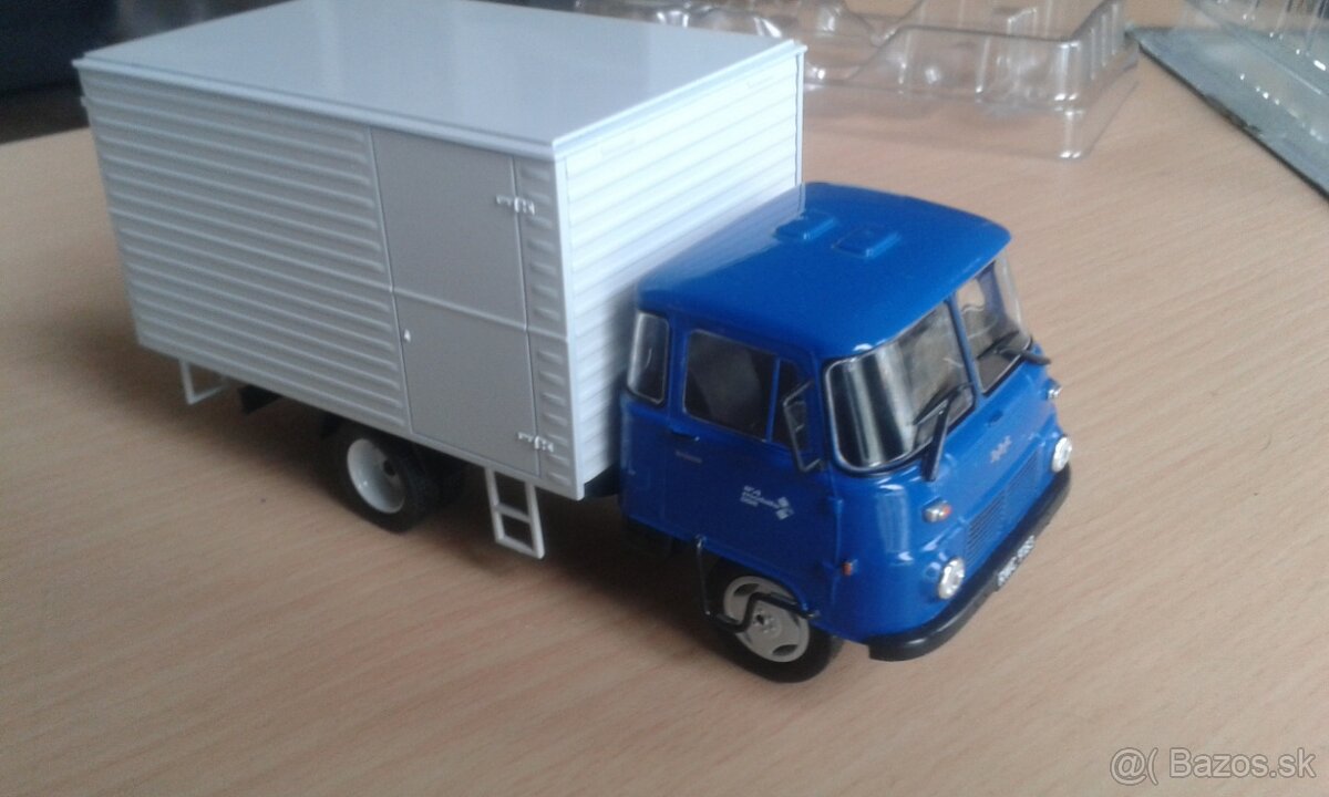 ROBUR LO 3000 1:43 - 3