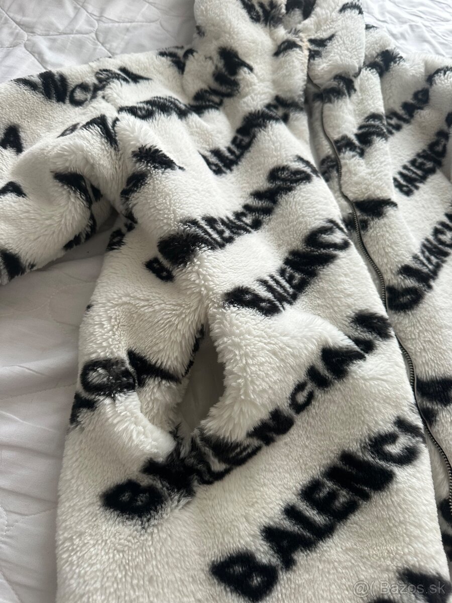 Extrémne krásny kabát - 3