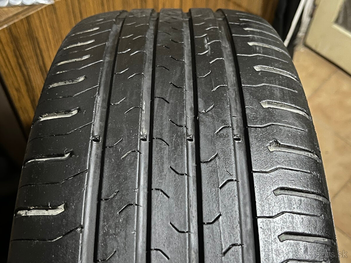 Letné pneu Continental 215/55 R17 - 3
