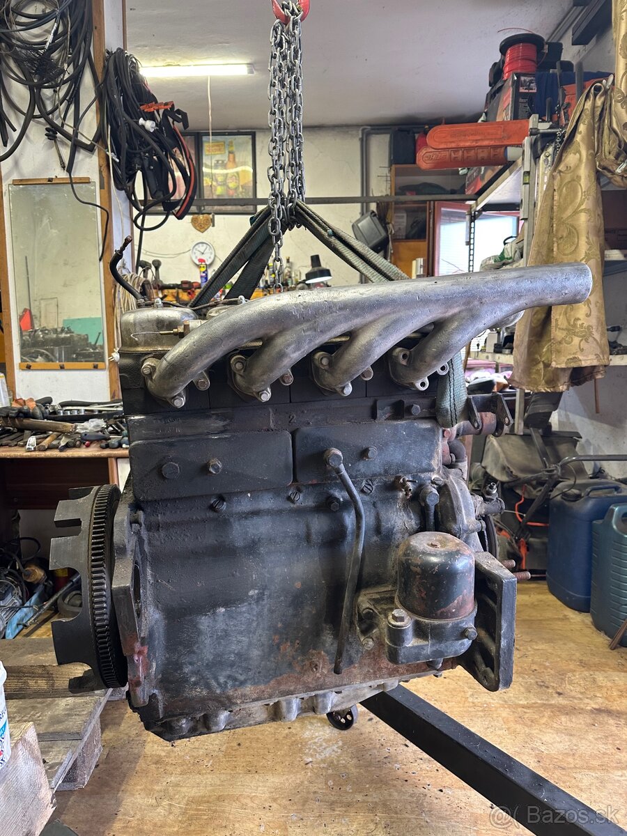 Predám motor Zetor 6701 - 3