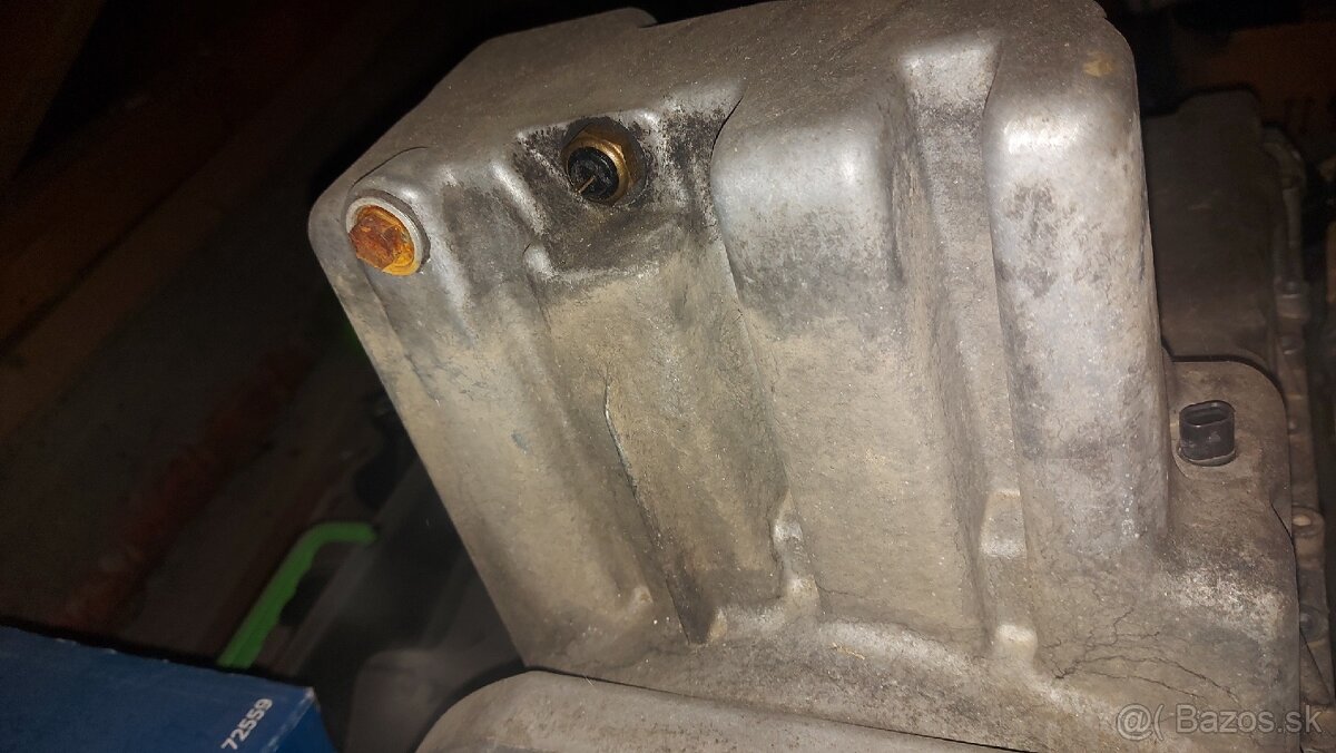 Predám olejovú vaňu Jeep - 3