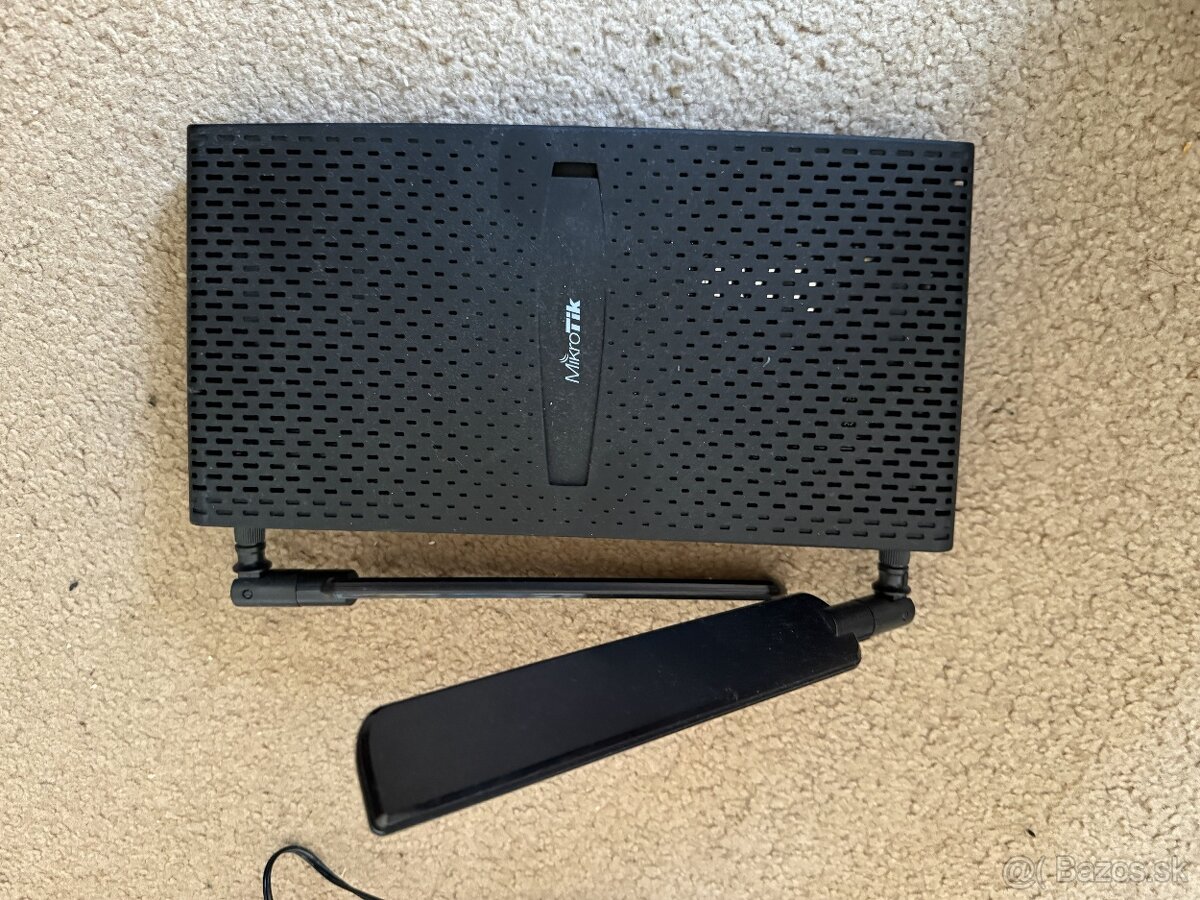 mikrotik HAP AC3 a CAP AC XL - 3