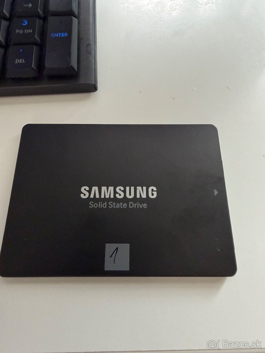 Samsung SSD 870EVO 1TB 2,5” - 3