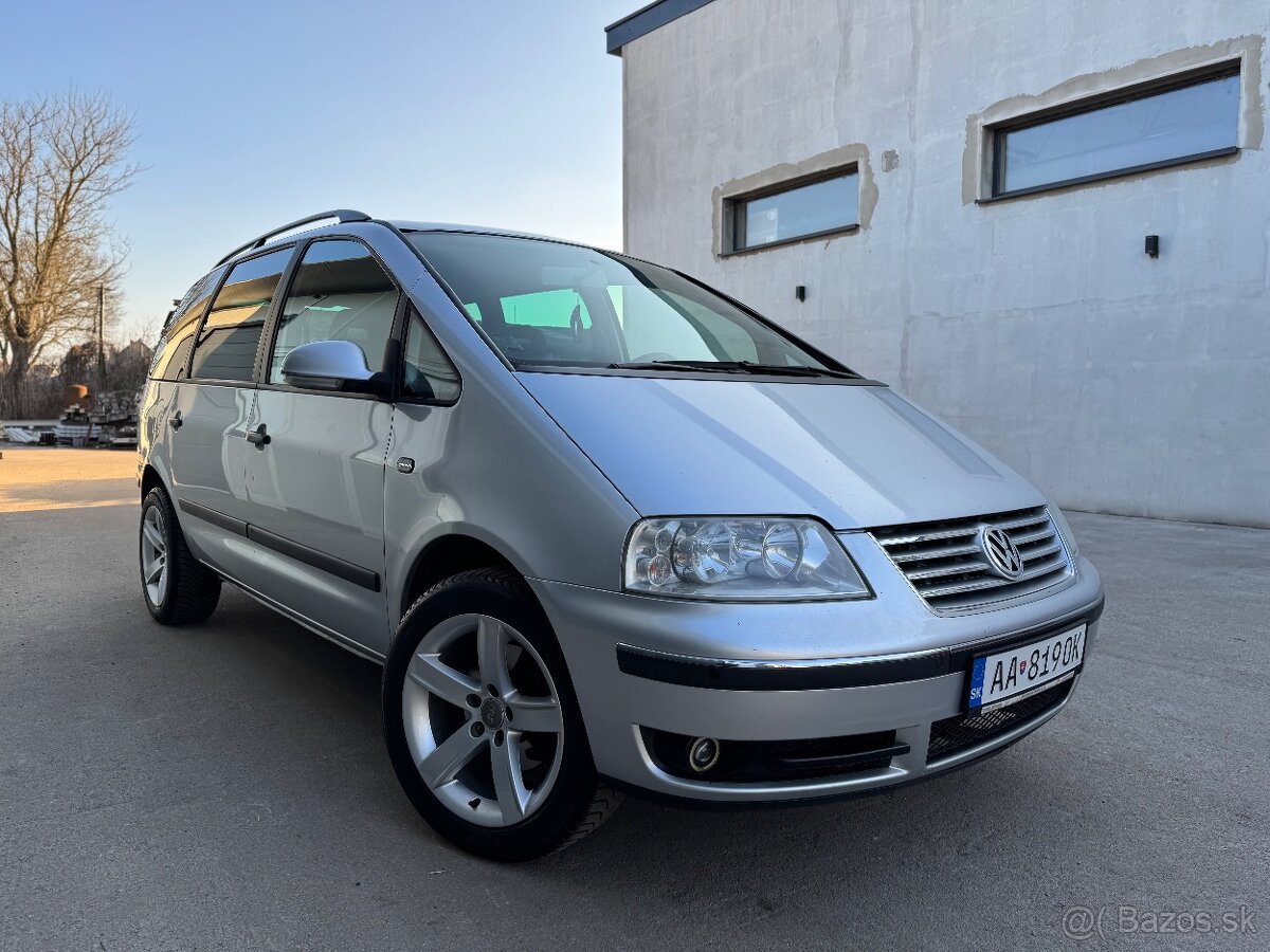 Volkswagen Sharan Facelift 1.9 TDi - 3