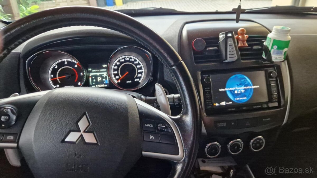 Mitsubishi ASX 2,2 DI-D 4WD – automat - 3