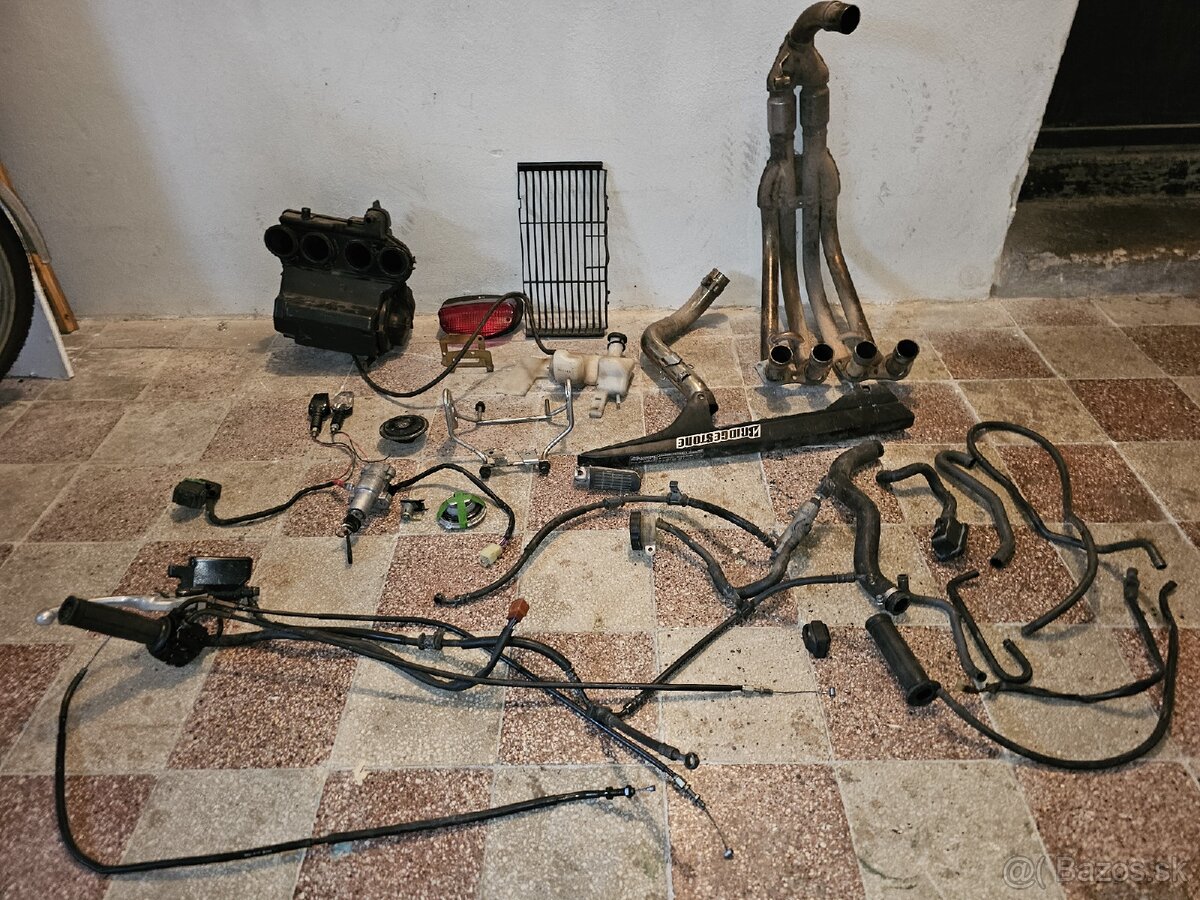 Honda Hornet 1998 neposkodene suciastky - 3