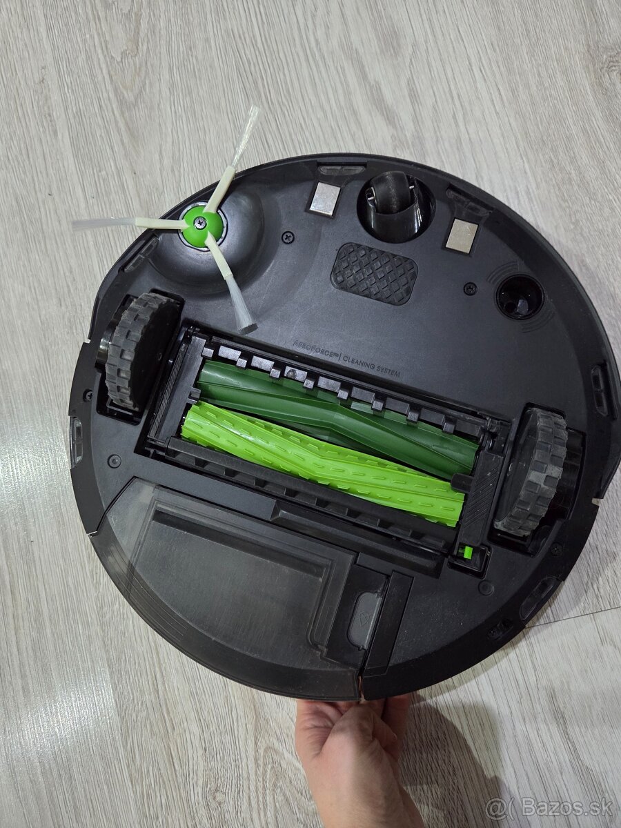 Roomba j7 - 3