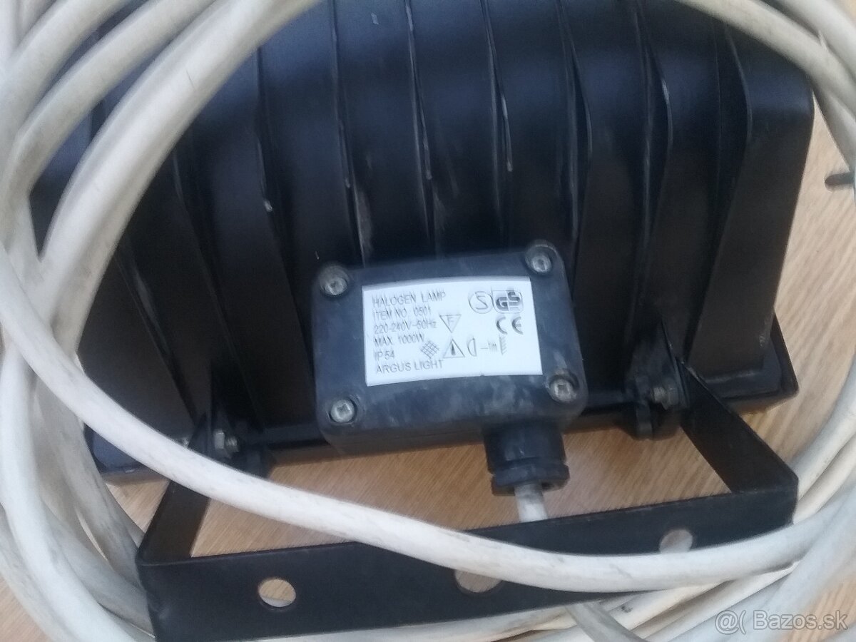 SVETLOMET HALOGENOVÝ - 3