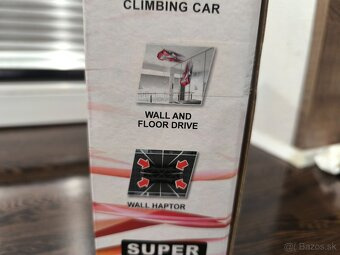 Antigravitačné autíčko WALL CLIMBER - červené - 3