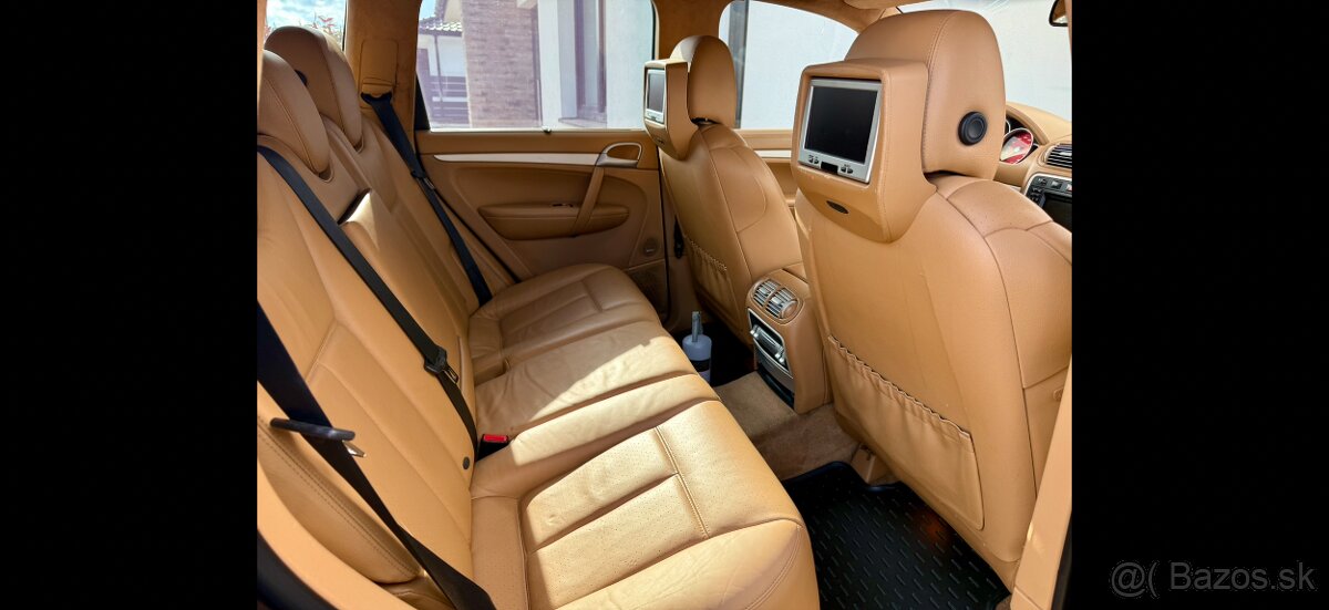 Porsche Cayenne Turbo Interier - 3