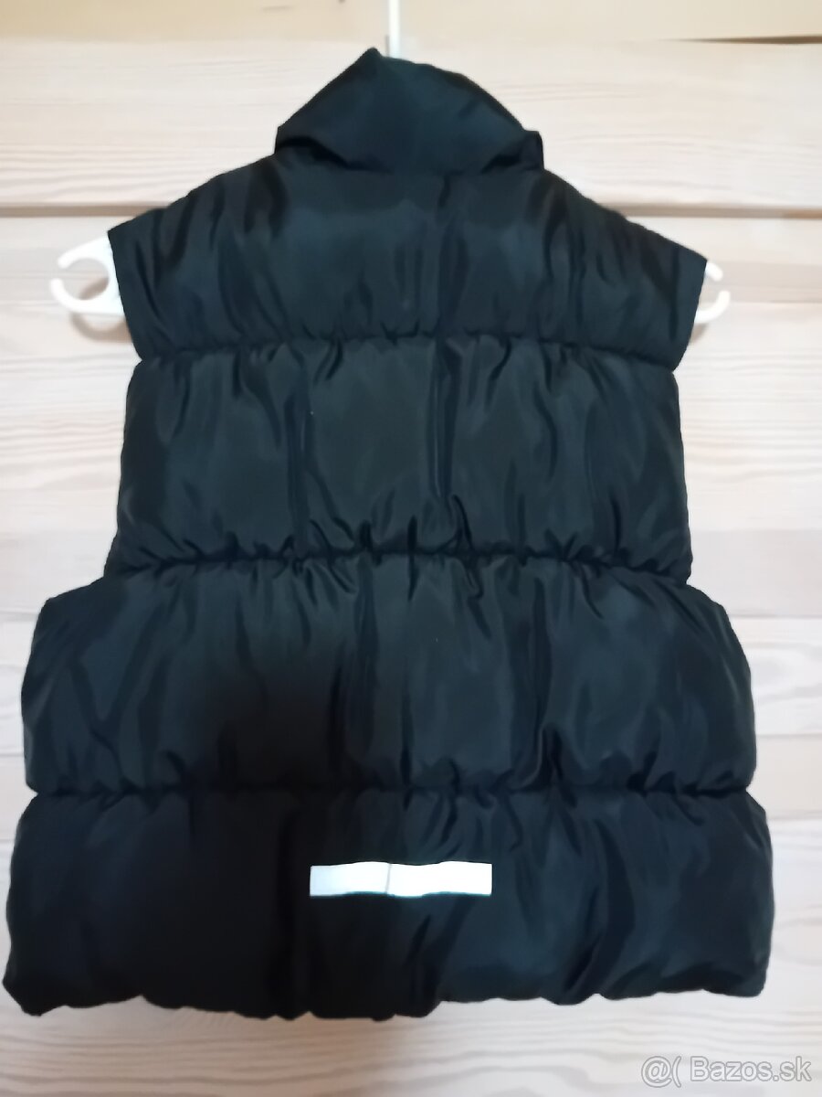 Zimna dievcenska vesta HM - 3