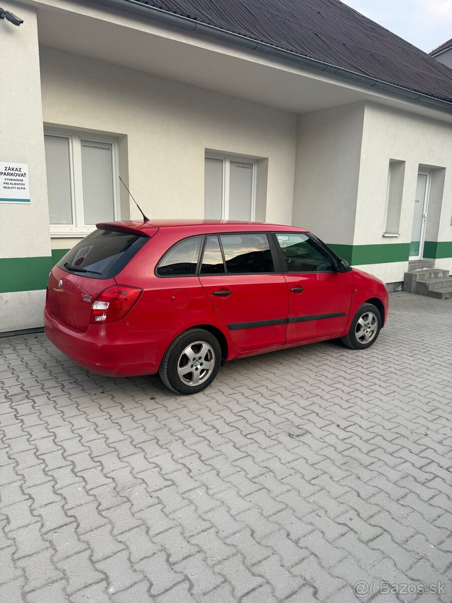 Škoda Fabia combi 1.2 benzín - 3
