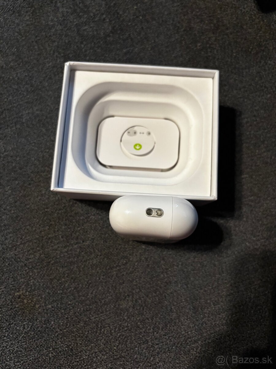 Apple AirPods Pro 3. Nové. - 3