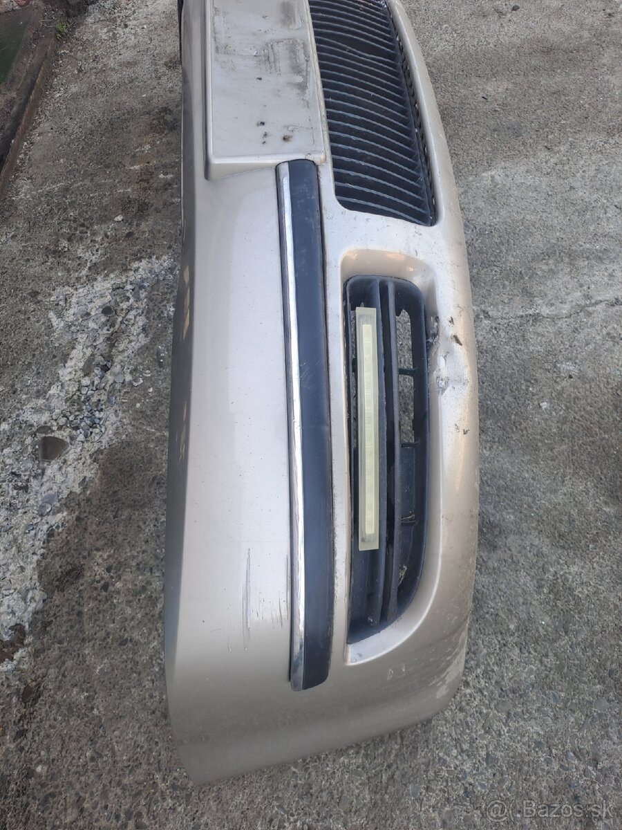 Predný nárazník Škoda Superb 1 - 3