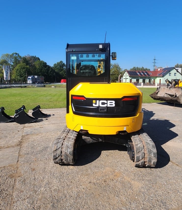 Bagr JCB 50Z - 700mth, 2 okruhy, hydr.svahovka, hydr.upínač - 3