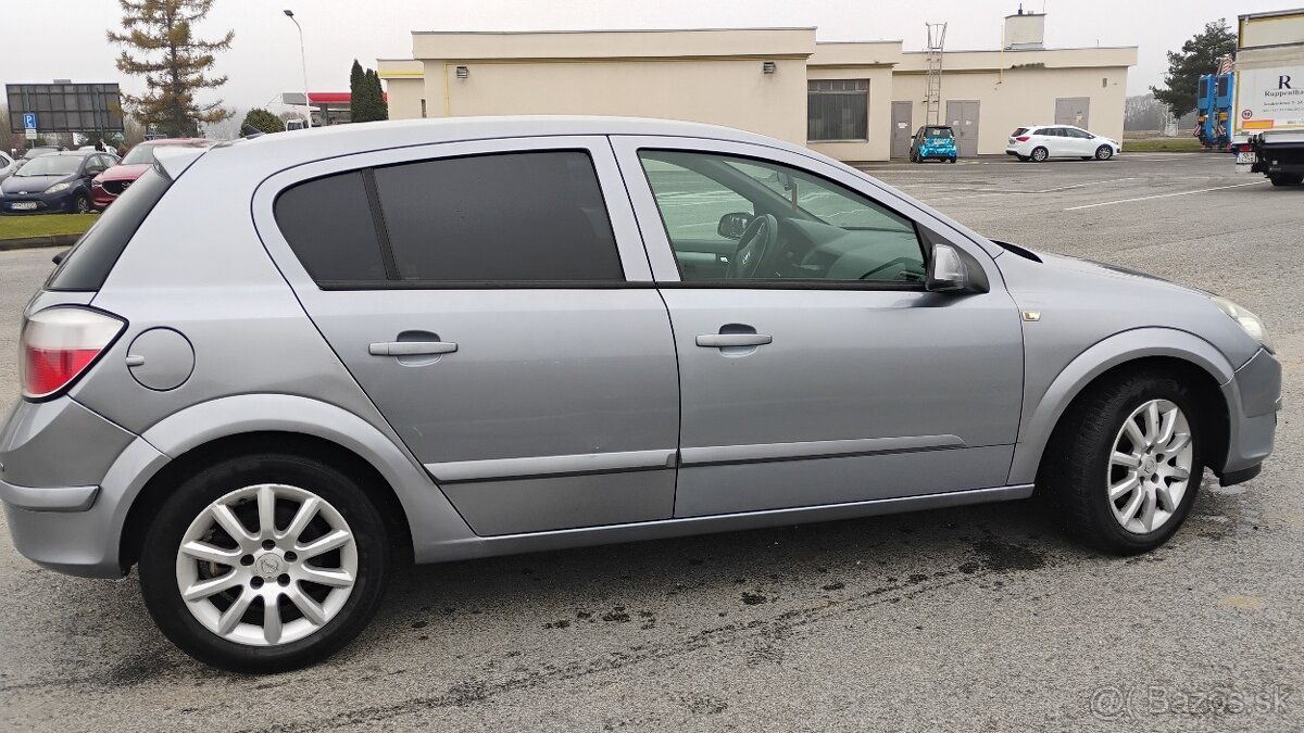 Opel Astra - 3