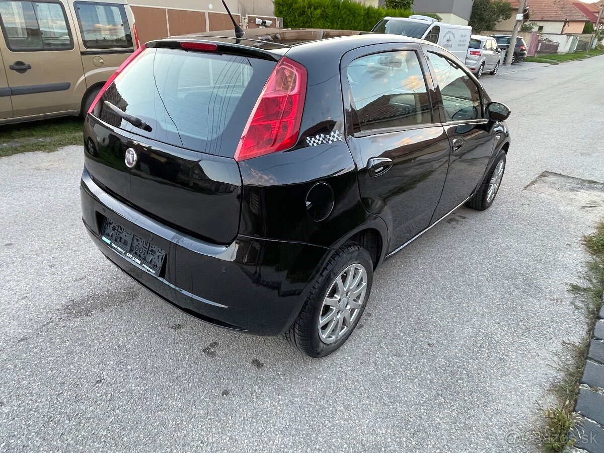 PREDAM Fiat Grande Punto 1.4 55kw r.v.2008 automat - 3
