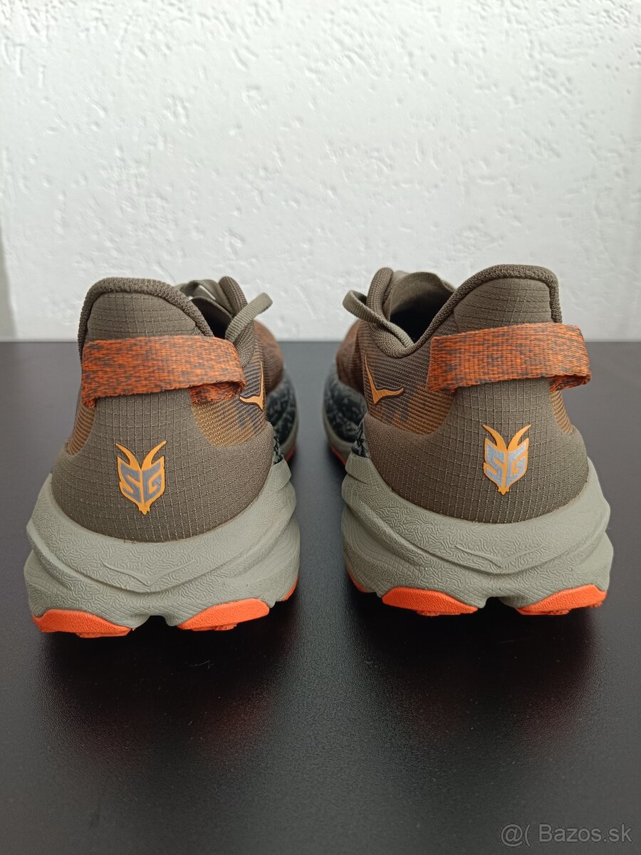 Úplne nové pánske HOKA Speedgoat 6 - 110 EUR - 3