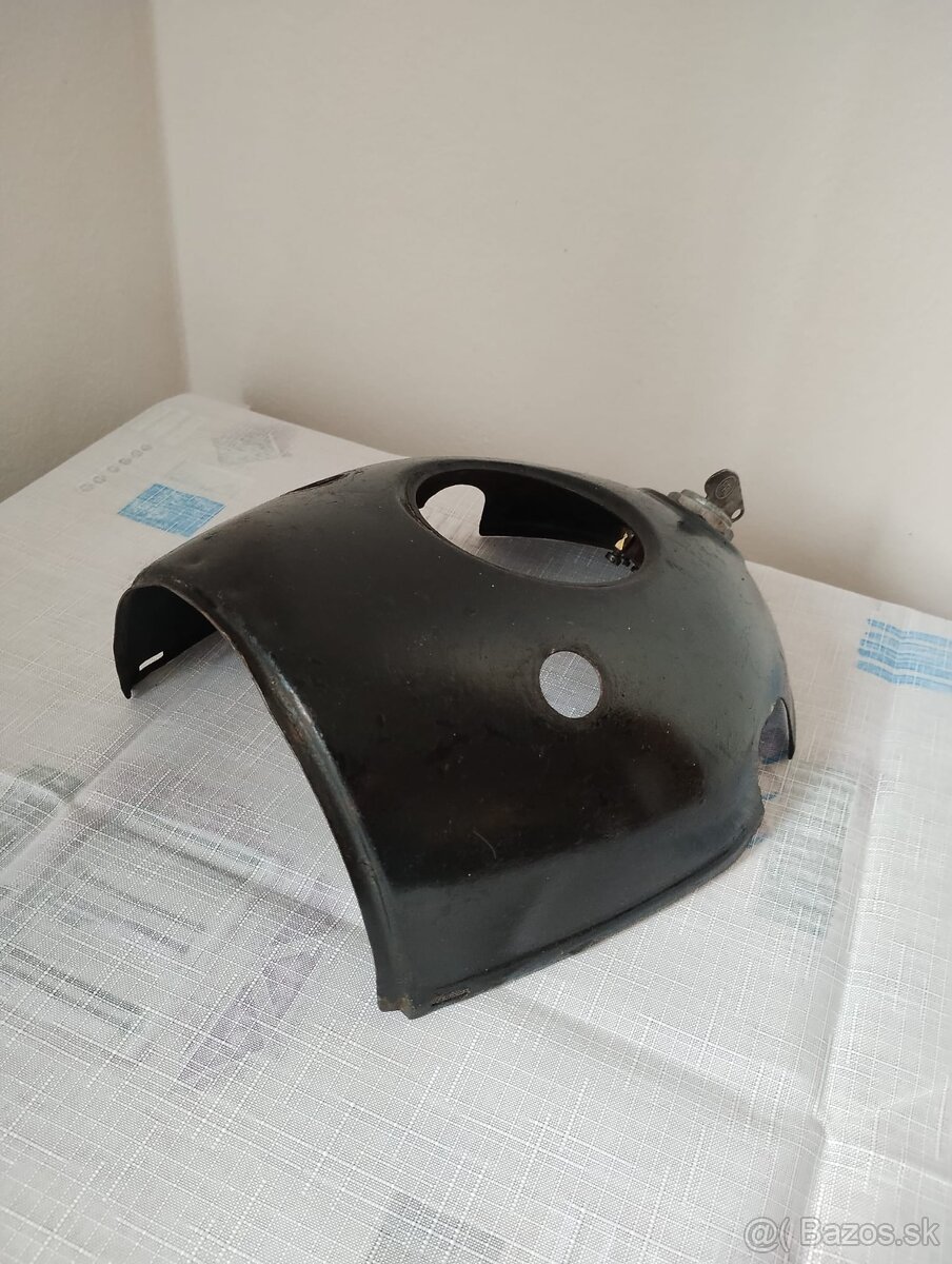 Horní maska ČZ 175/470 sport v originální černé barvě - 3