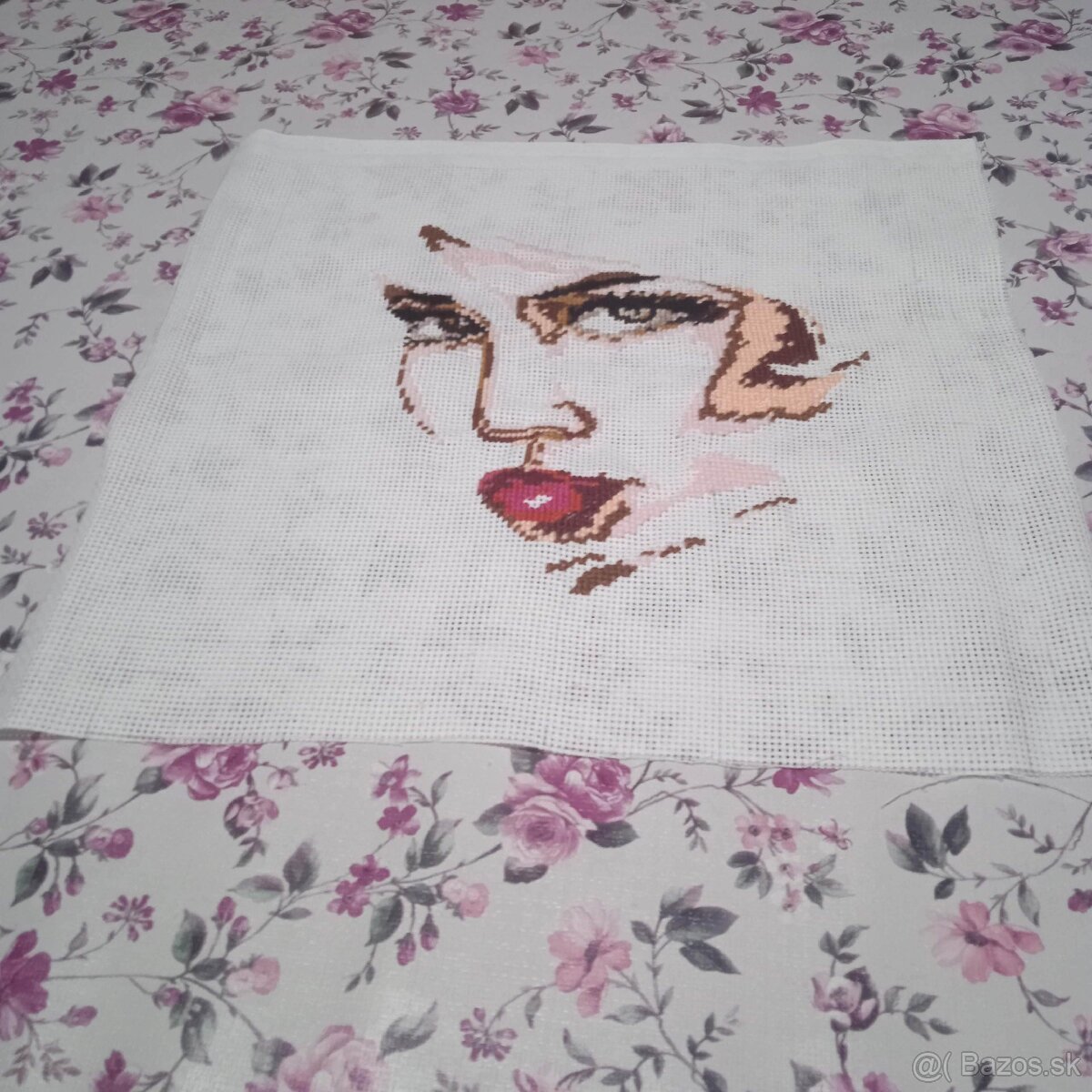 vyšívaná tajomná žena - 3