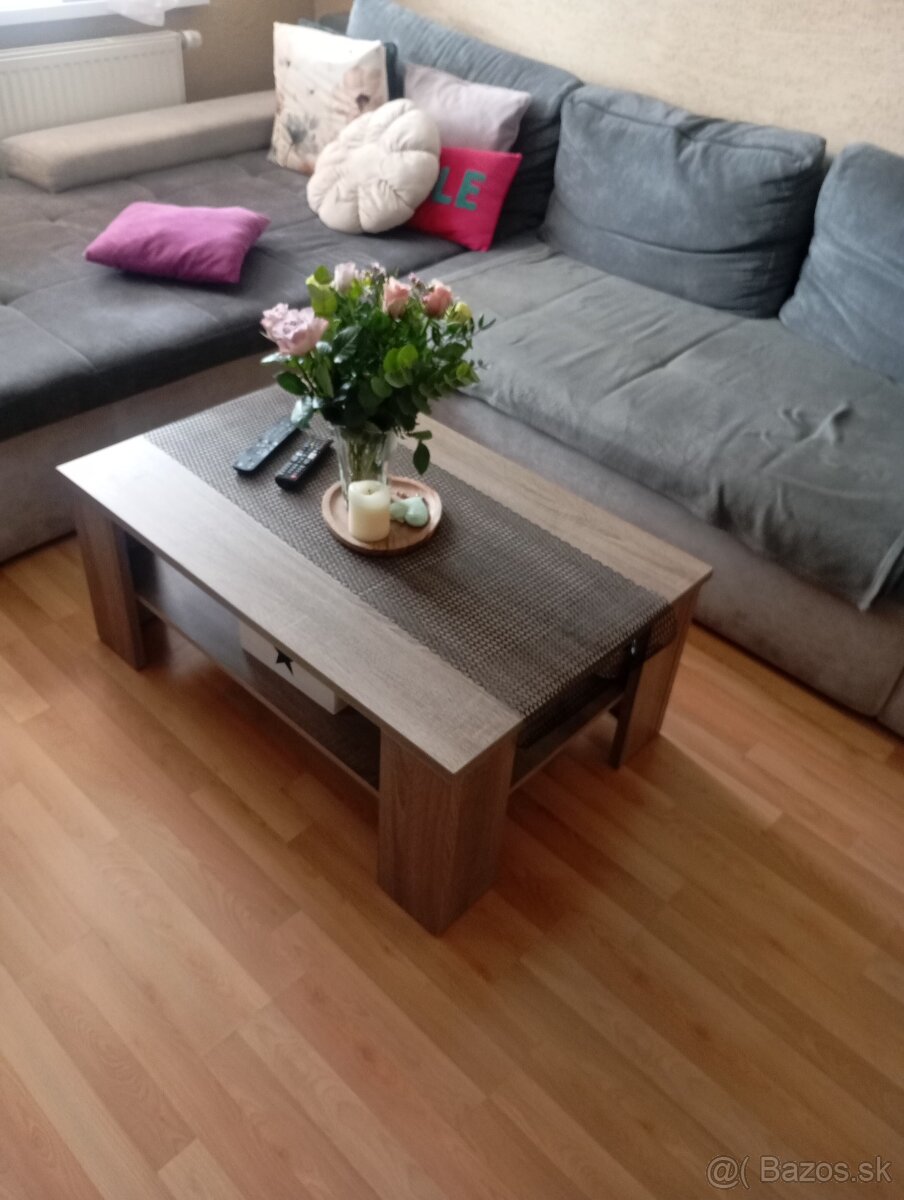 Konferenčný stolík - 3