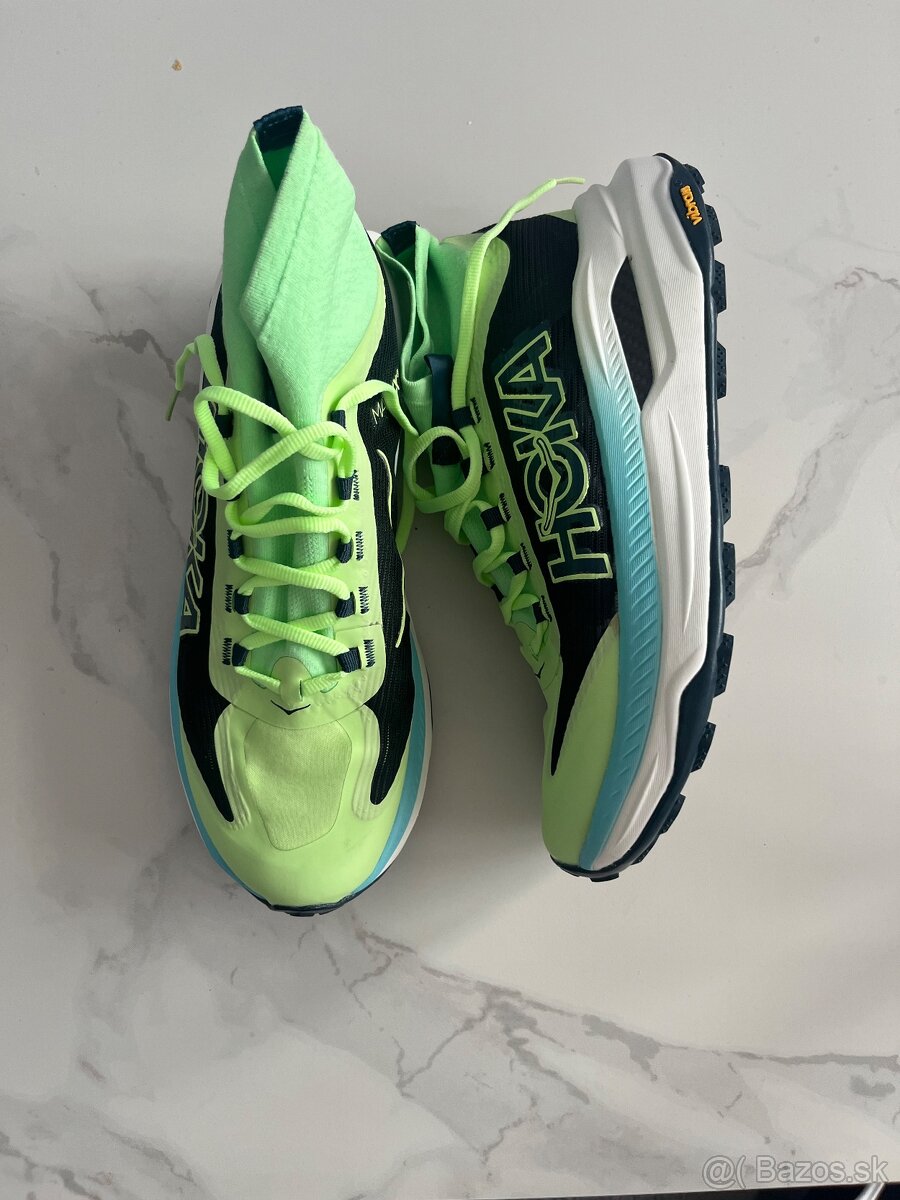 “Hoka Tecton X 3” - 3