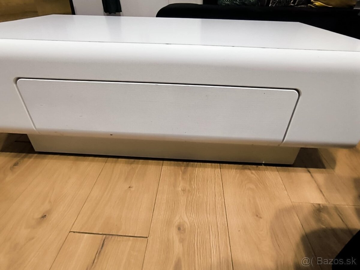 Konferenčný stolík - 3