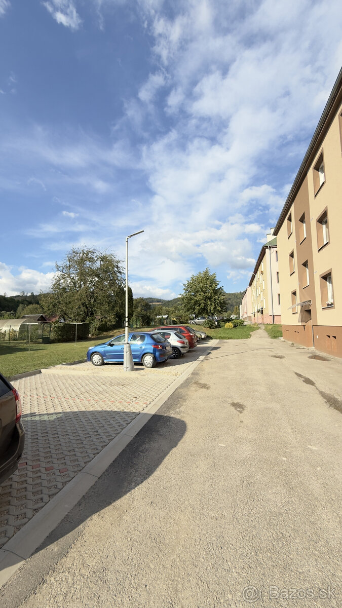 —ZNOVA V PONUKE — NA PREDAJ slnečný 2i byt VALASKÁ - 3