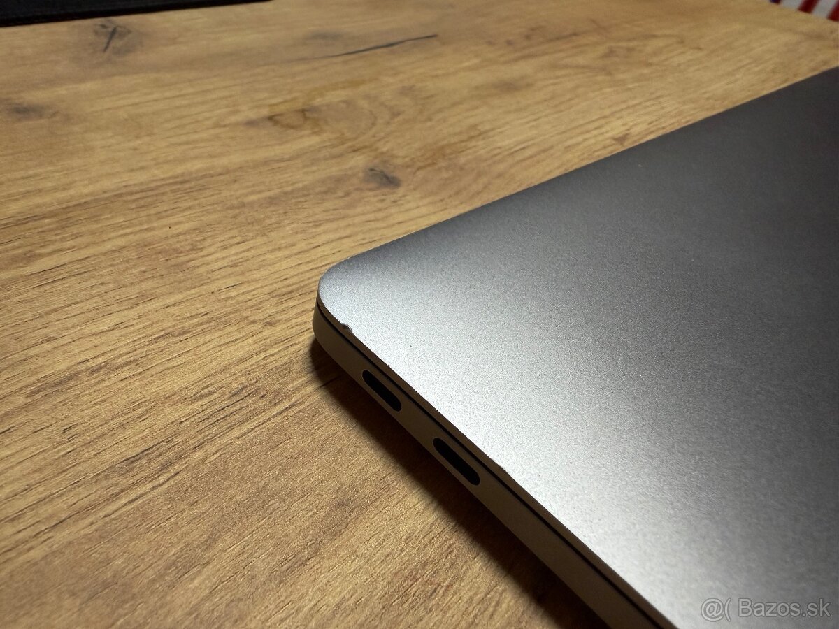 MacBook Pro 13” 2017 - 3