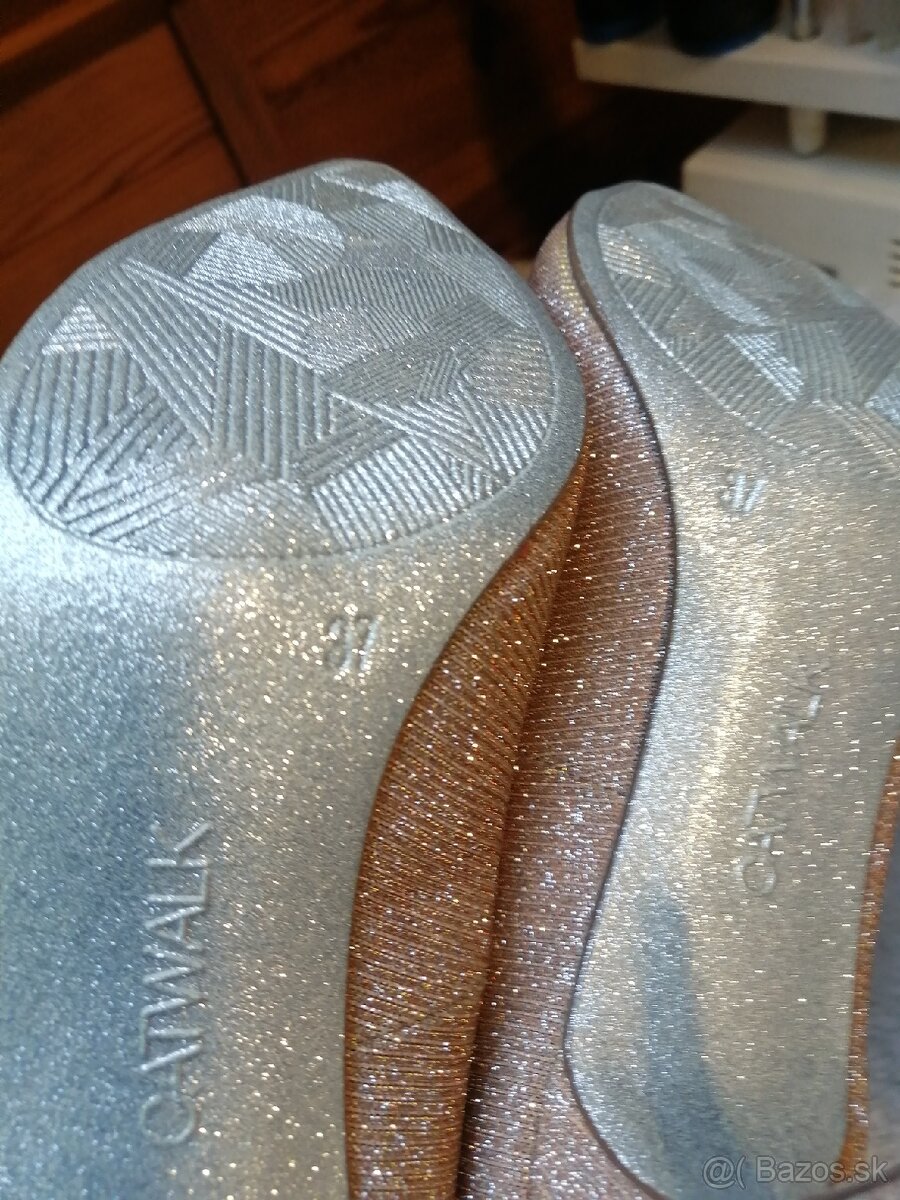 Spoločenské lodicky - 3