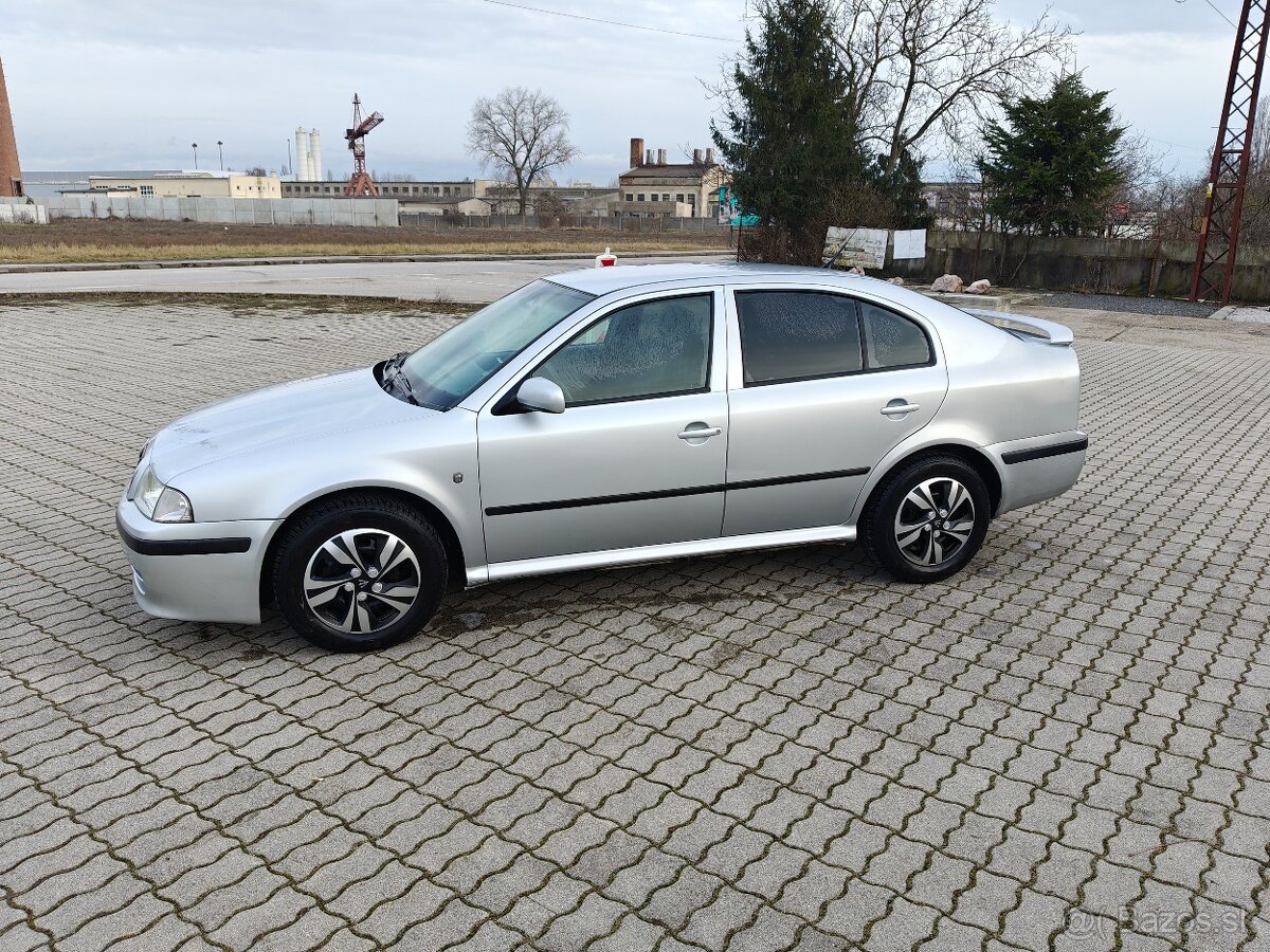 Predám Škoda Octavia Tour R.v2009 1.6 75kw - 3