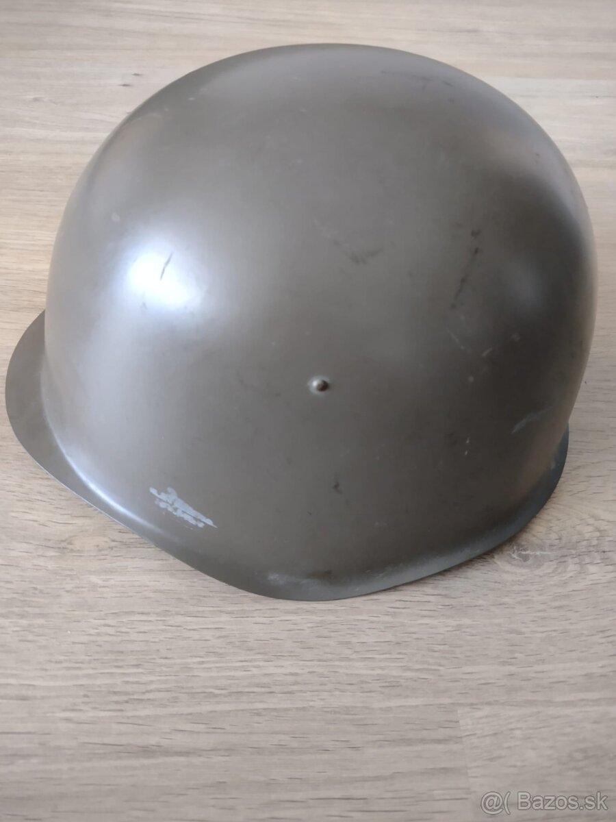 Predám vojenskú prilbu - 3