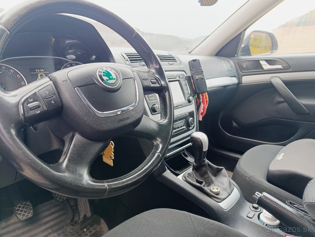Skoda Octavia 2 scout 4x4 - 3