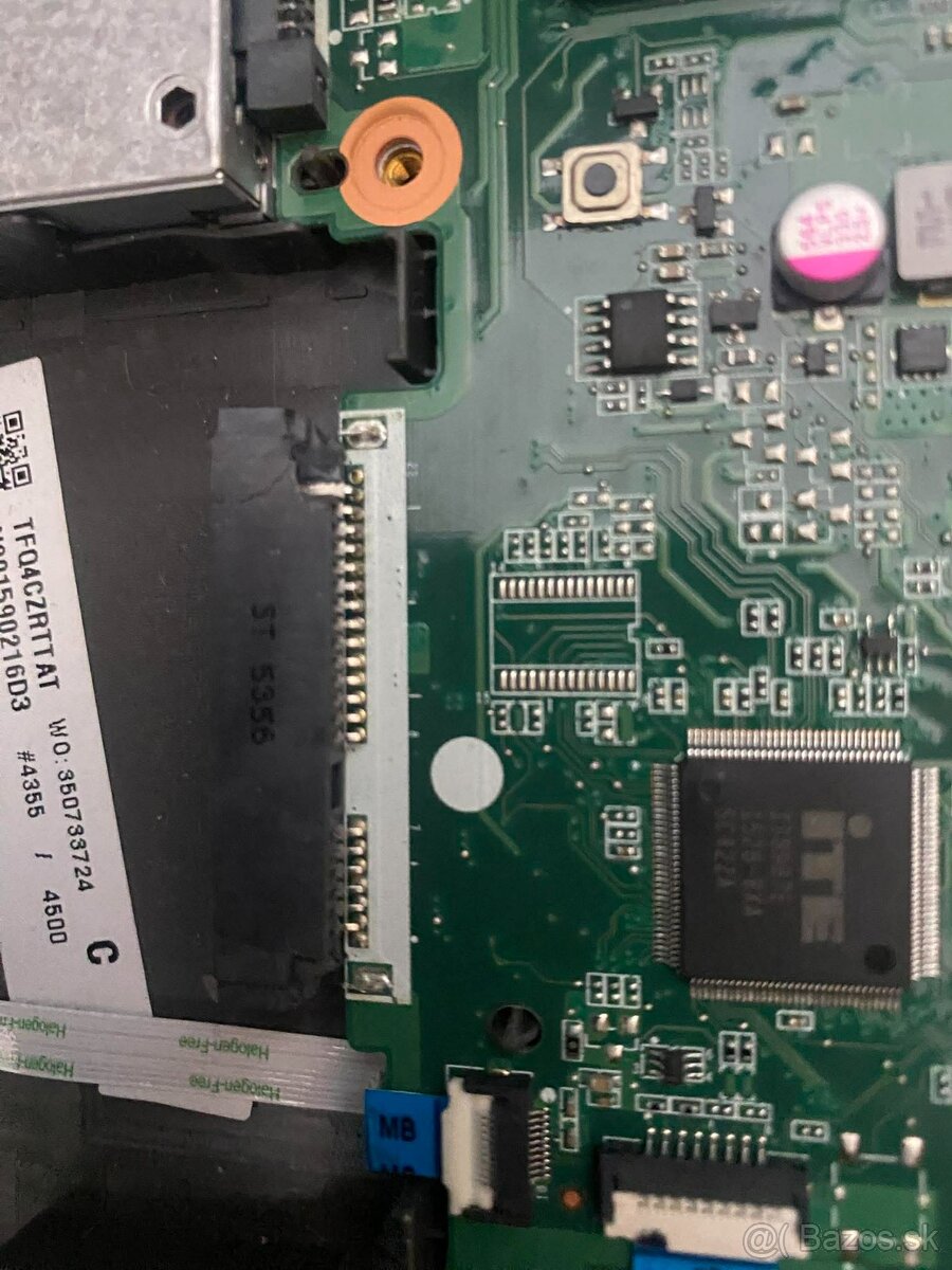 Predám na náhradné diely nt nejde sata a usb acer aspire e5 - 3