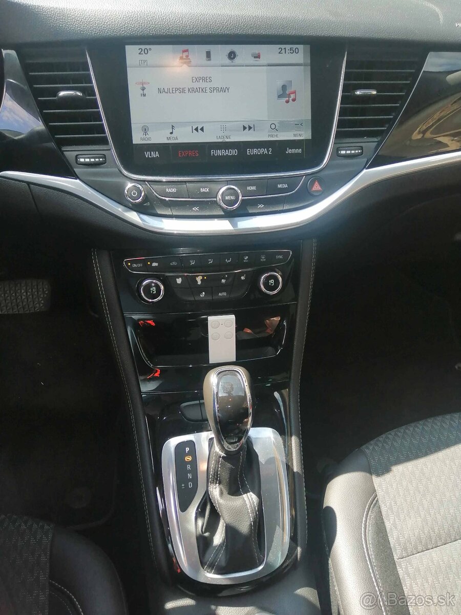 Opel Astra Sport Tourer 1,6 CDT - 3
