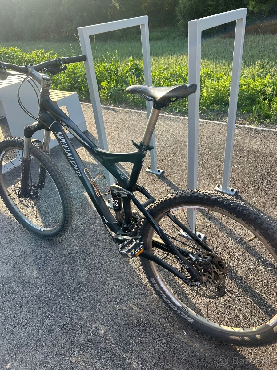 Celoodpružený bicykel Specialized - 3