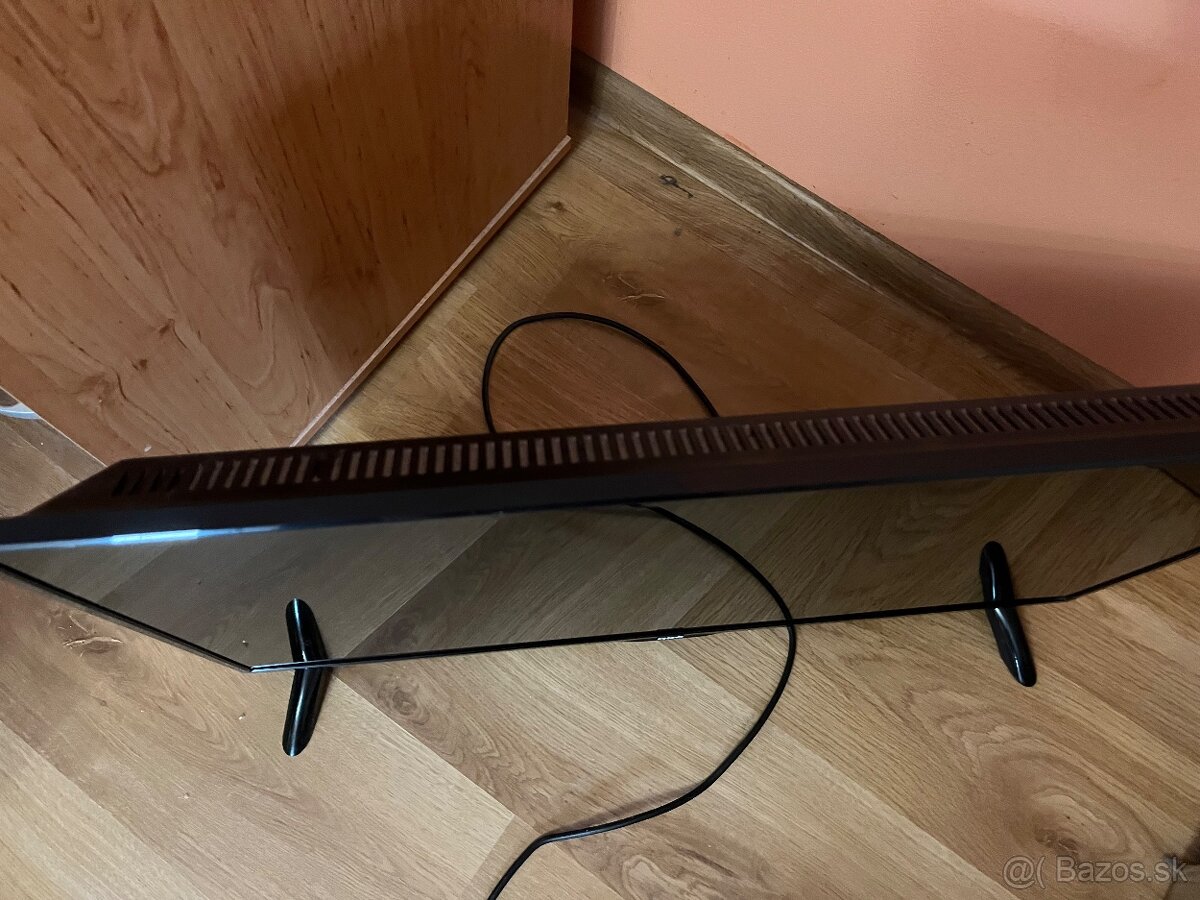 Predám 32” HKC plne funkčný televízor - 3