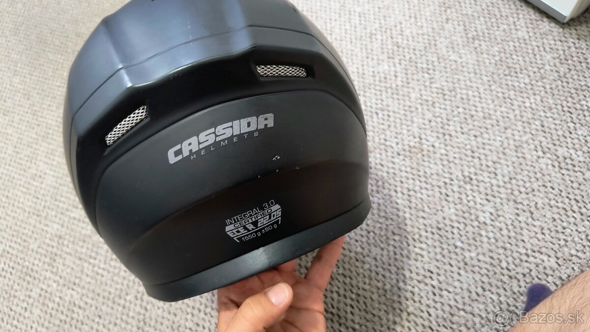 Predám helmu Cassida Integral 3.0 veľkosť M - 3