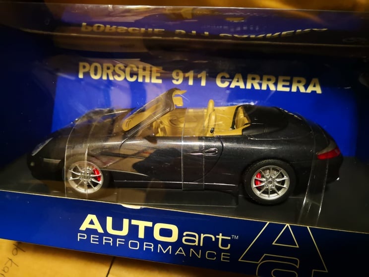 1:18 Autoart, Porsche - 3