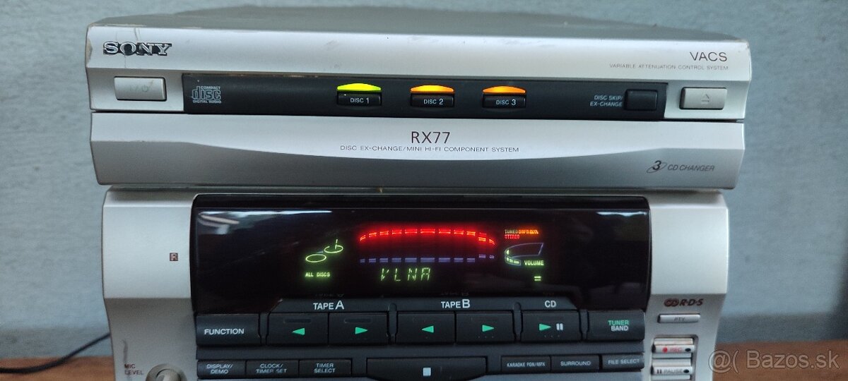 Hi-fi veža Sony - 3