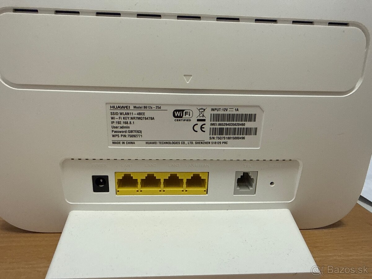 Huawei B612s-25d 4G LTE SIM router - 3