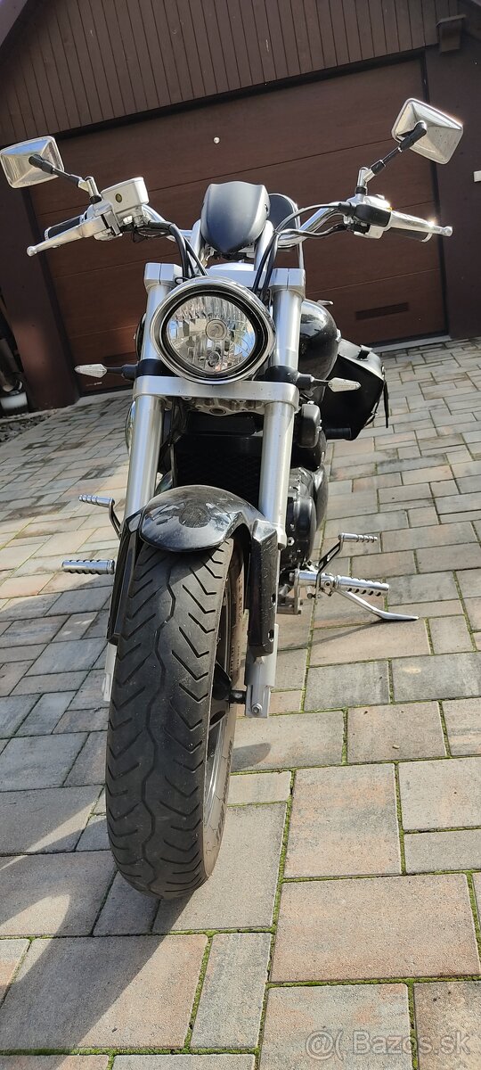 Suzuki Intruder M800 - 3