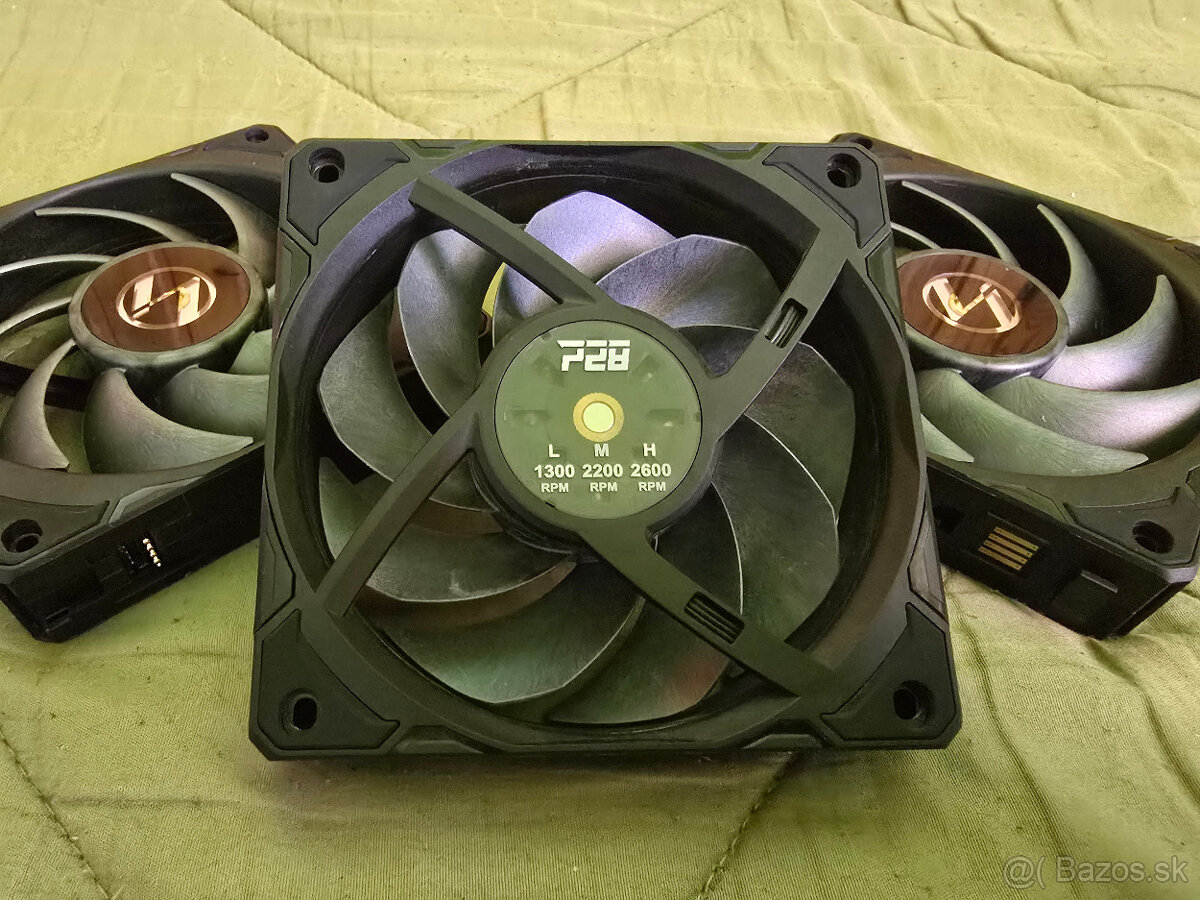 Predam 120mm ventilatory - EKWB a Lian LI - 3