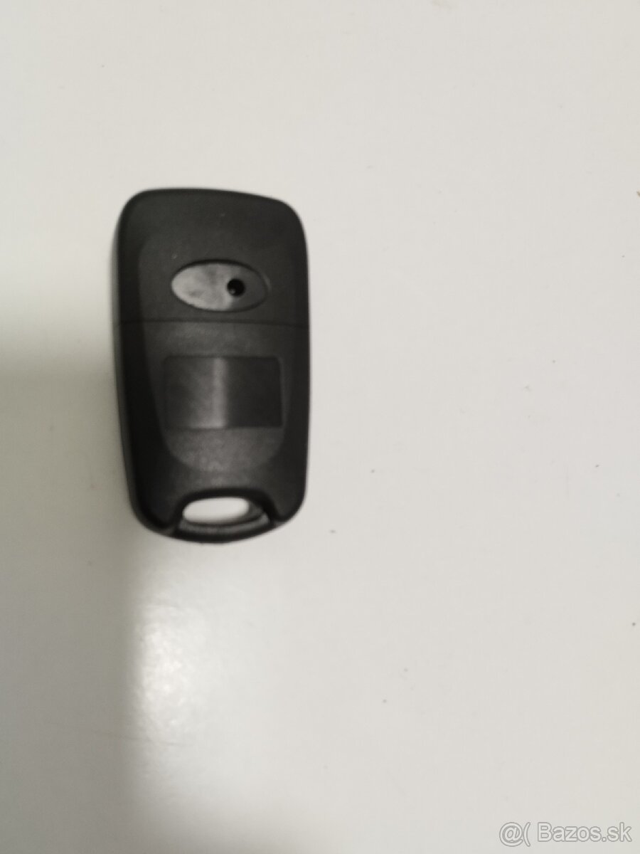 Predám obal kľúča na kia ceed - 3