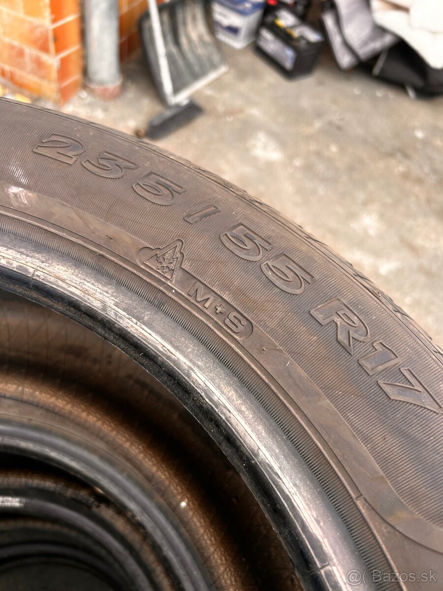 235/55r17 - 3
