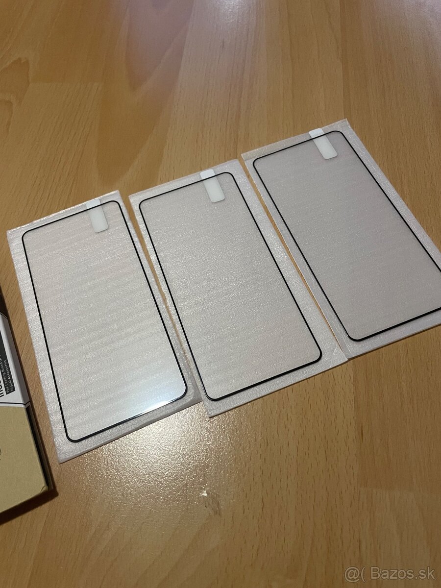 3x tvrdené sklo na Nothing Phone (1) 2022 - 3