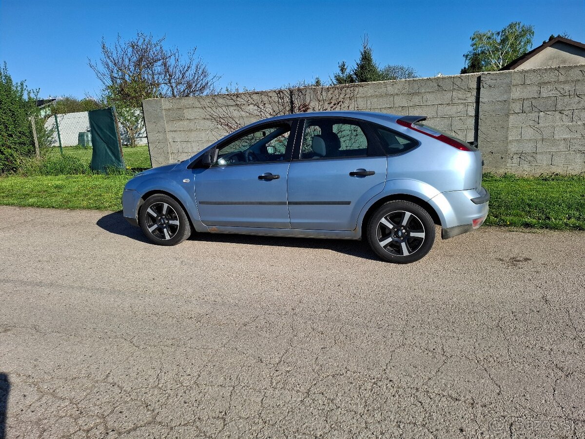 Ford Focus 1.8 TDCi, rok 2007 - 3