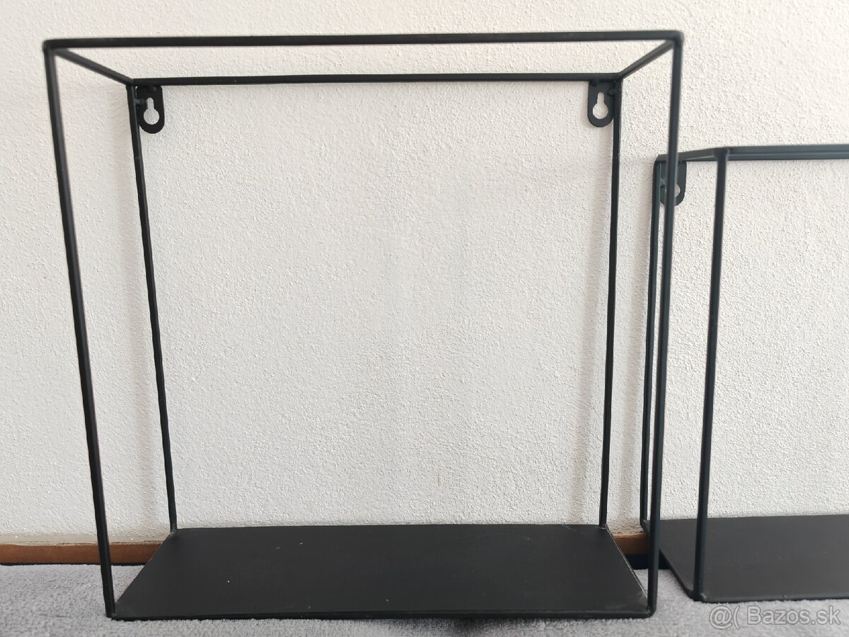 Čierne kovové poličky na stenu - 3