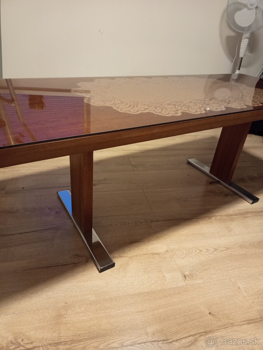 Konferenčný stolík - 3