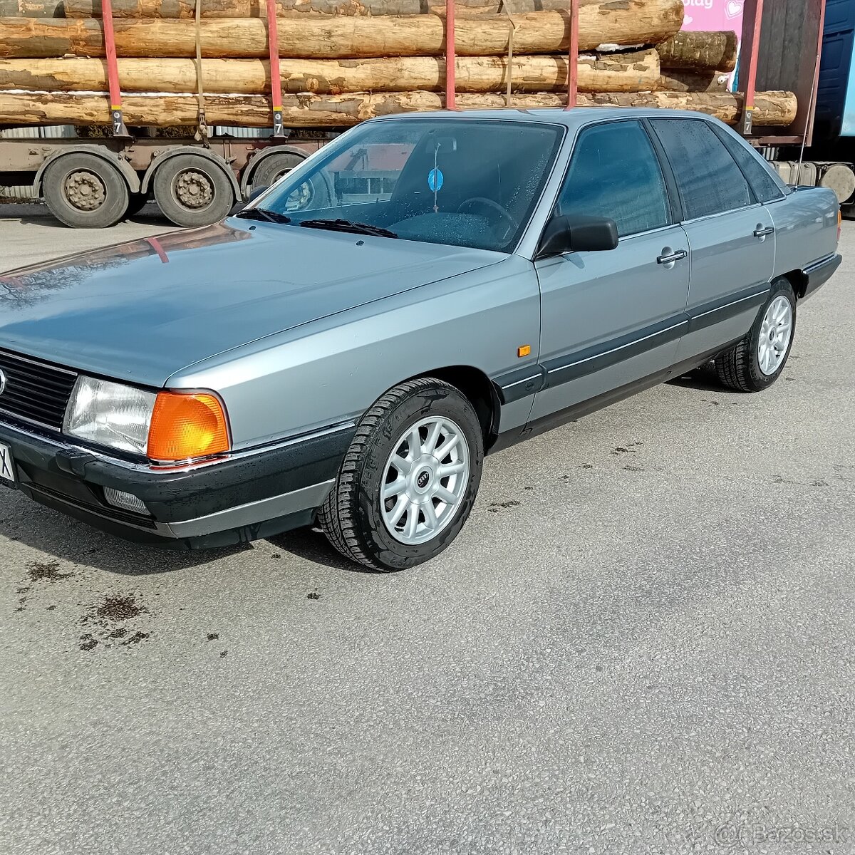Audi 100 cigáro - 3